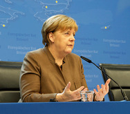 難民受け入れ策の継続を強調するメルケル独首相（欧州委員会提供）