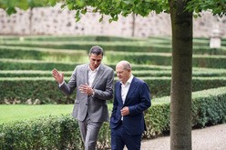 スペイン・サンチェス首相（左）と独ショルツ首相（独首相公式ＳＮＳから）