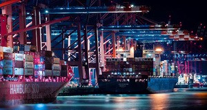 欧州３位の規模を誇るハンブルグ港、中国国有企業が出資へ＝ショルツ首相が批判抑え認可