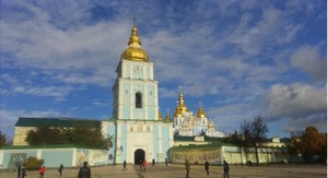 ウクライナを代表する聖ミハイル黄金ドーム修道院（筆者撮影）